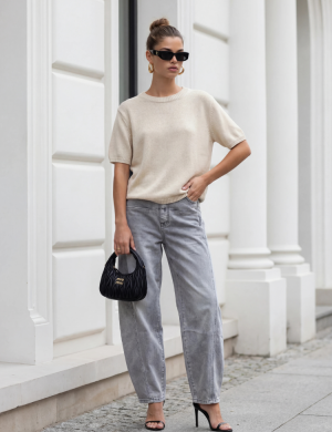 Sweter Nanette Kremowy - COCOMORE