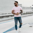 T-shirt męski SWEET PEONY 2025 pudrowy róż  -OLAVOGA - 2